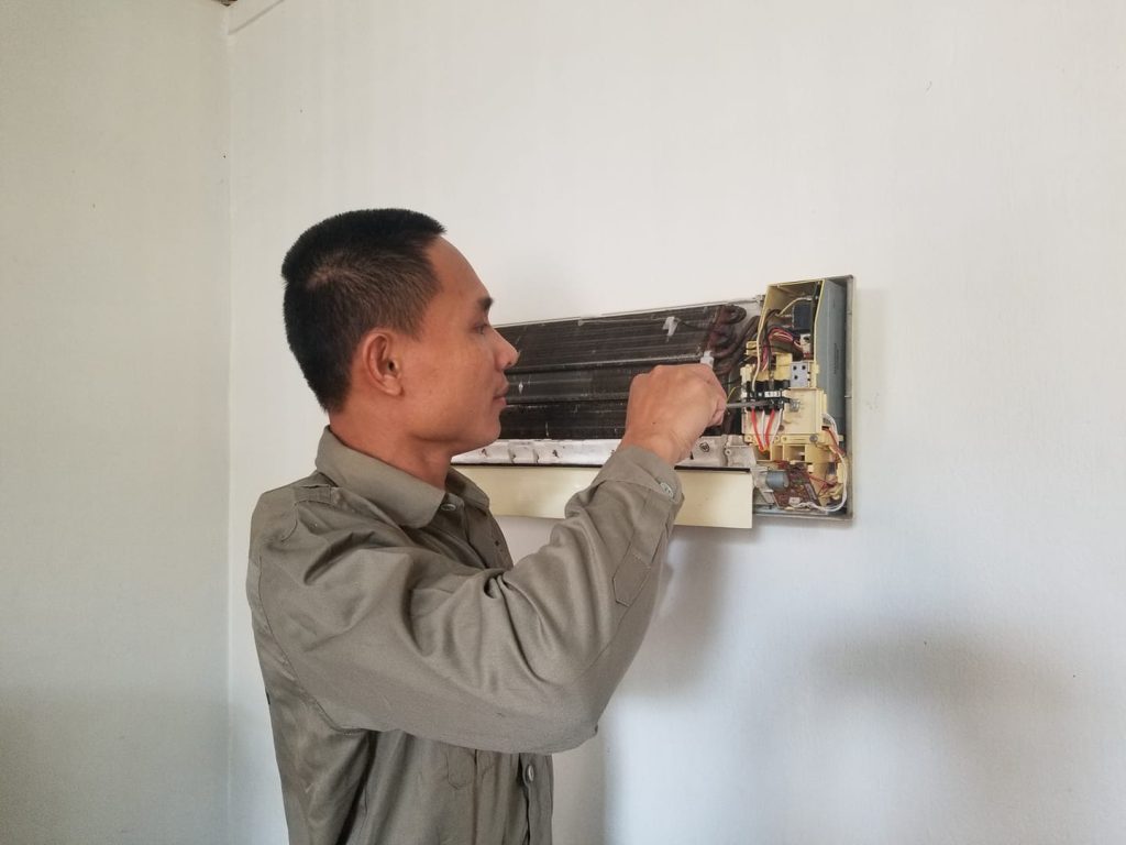 Lắp đặt, sửa chữa và vệ sinh điều hòa tại Đà Nẵng - Lê Phát
